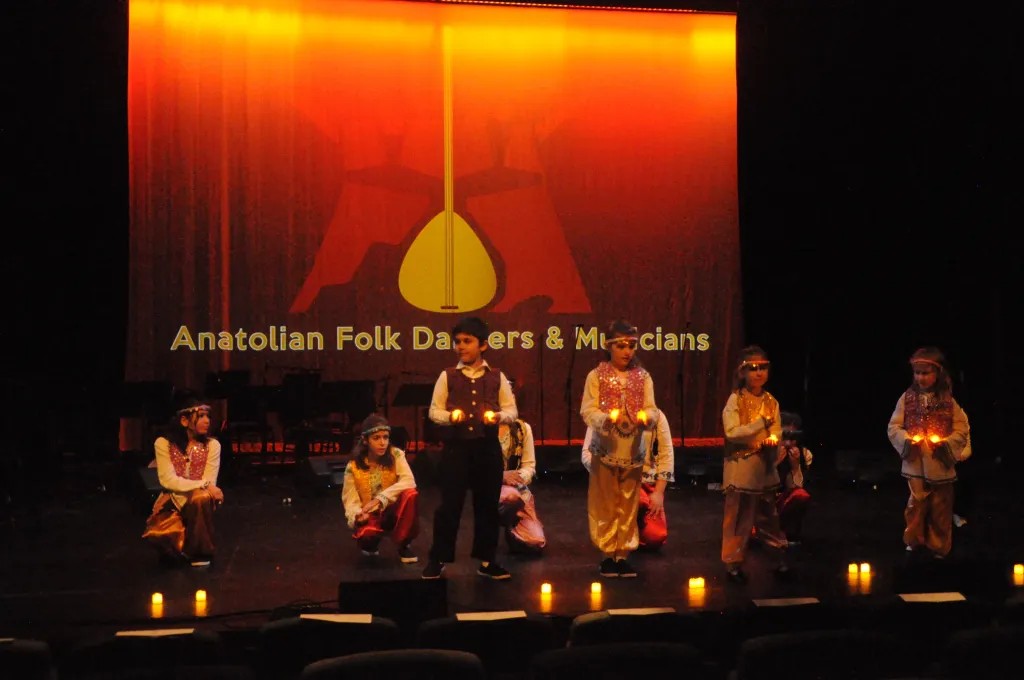 Çayda Çıra dance photo